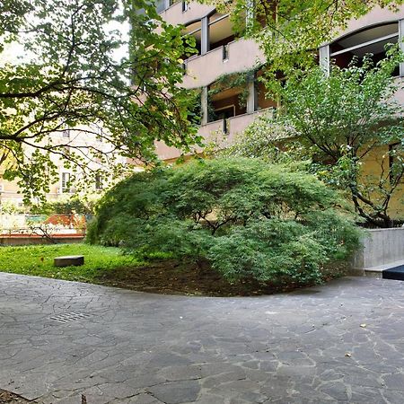 Joivy Vibrant 2Bed Apt With Balcony Milano Esterno foto