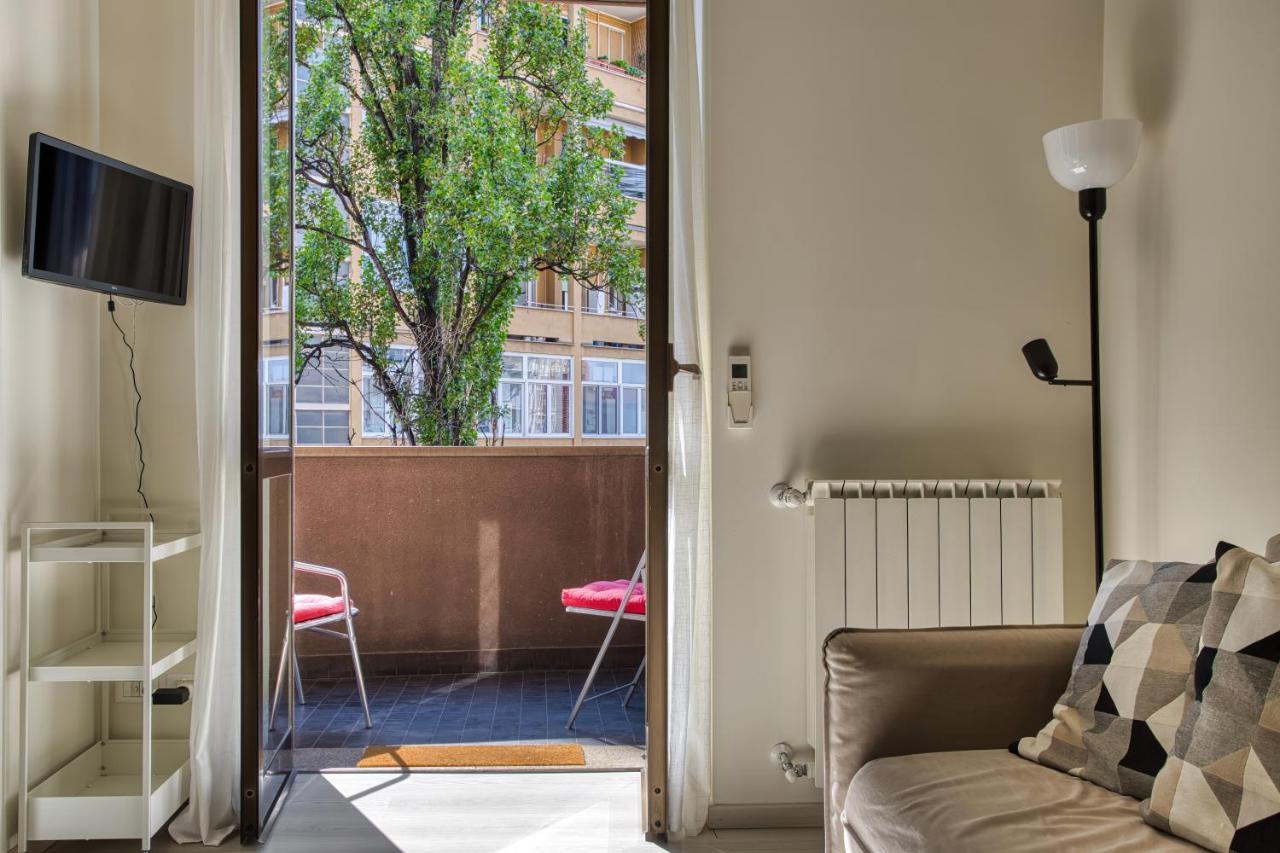 Joivy Vibrant 2Bed Apt With Balcony Milano Esterno foto