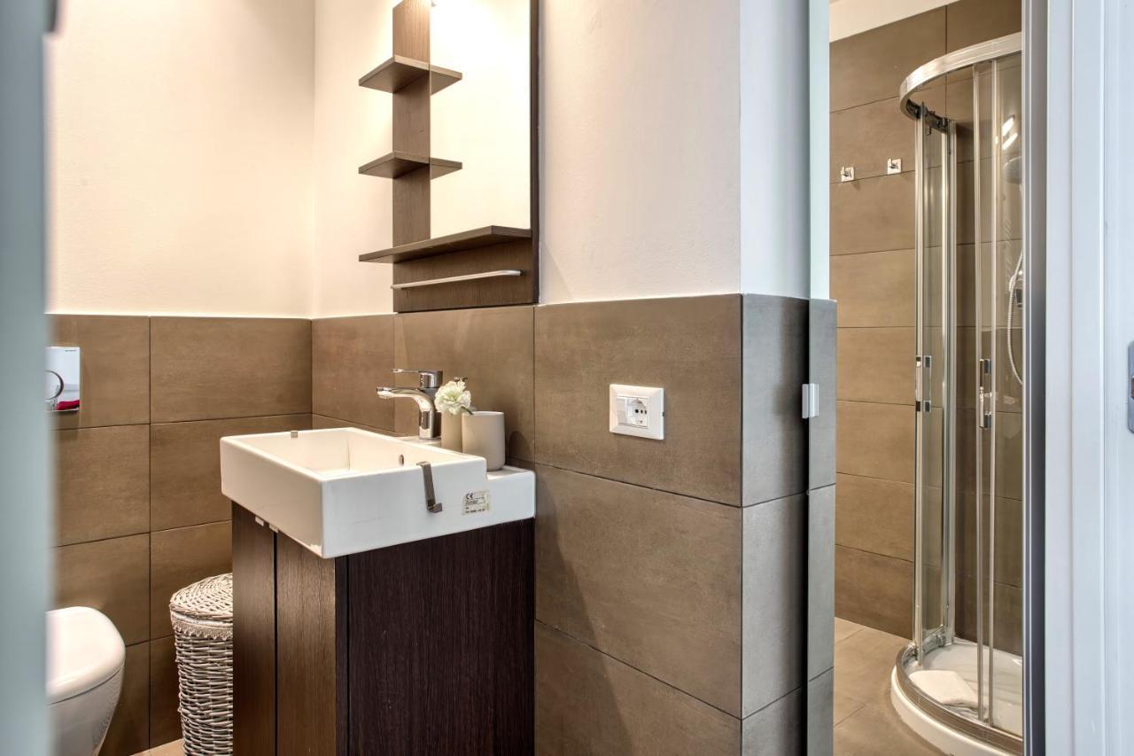 Joivy Vibrant 2Bed Apt With Balcony Milano Esterno foto