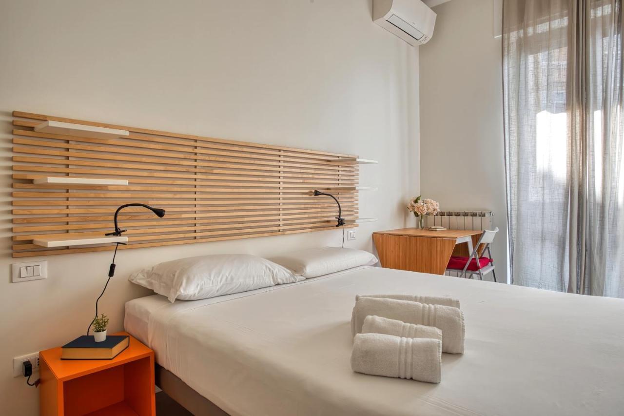 Joivy Vibrant 2Bed Apt With Balcony Milano Esterno foto